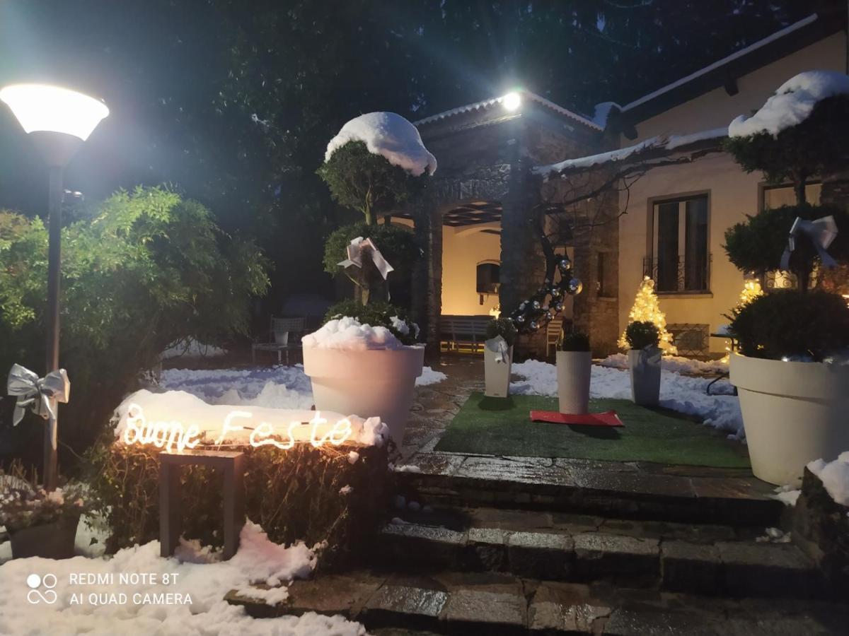 "La Selvetta" Bed And Breakfast Buguggiate 외부 사진