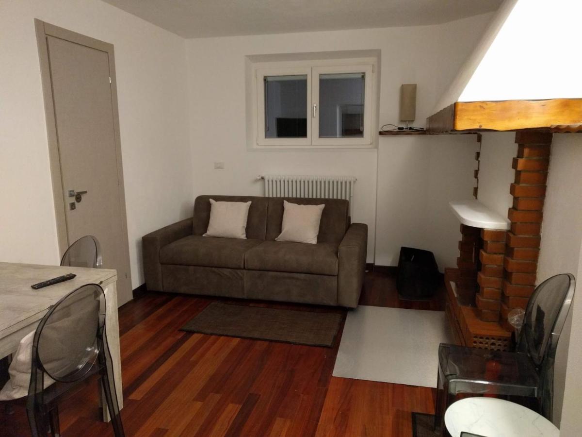 "La Selvetta" Bed And Breakfast Buguggiate 외부 사진