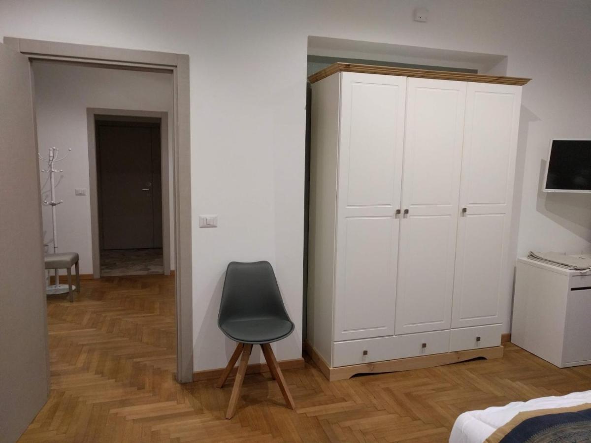 "La Selvetta" Bed And Breakfast Buguggiate 외부 사진