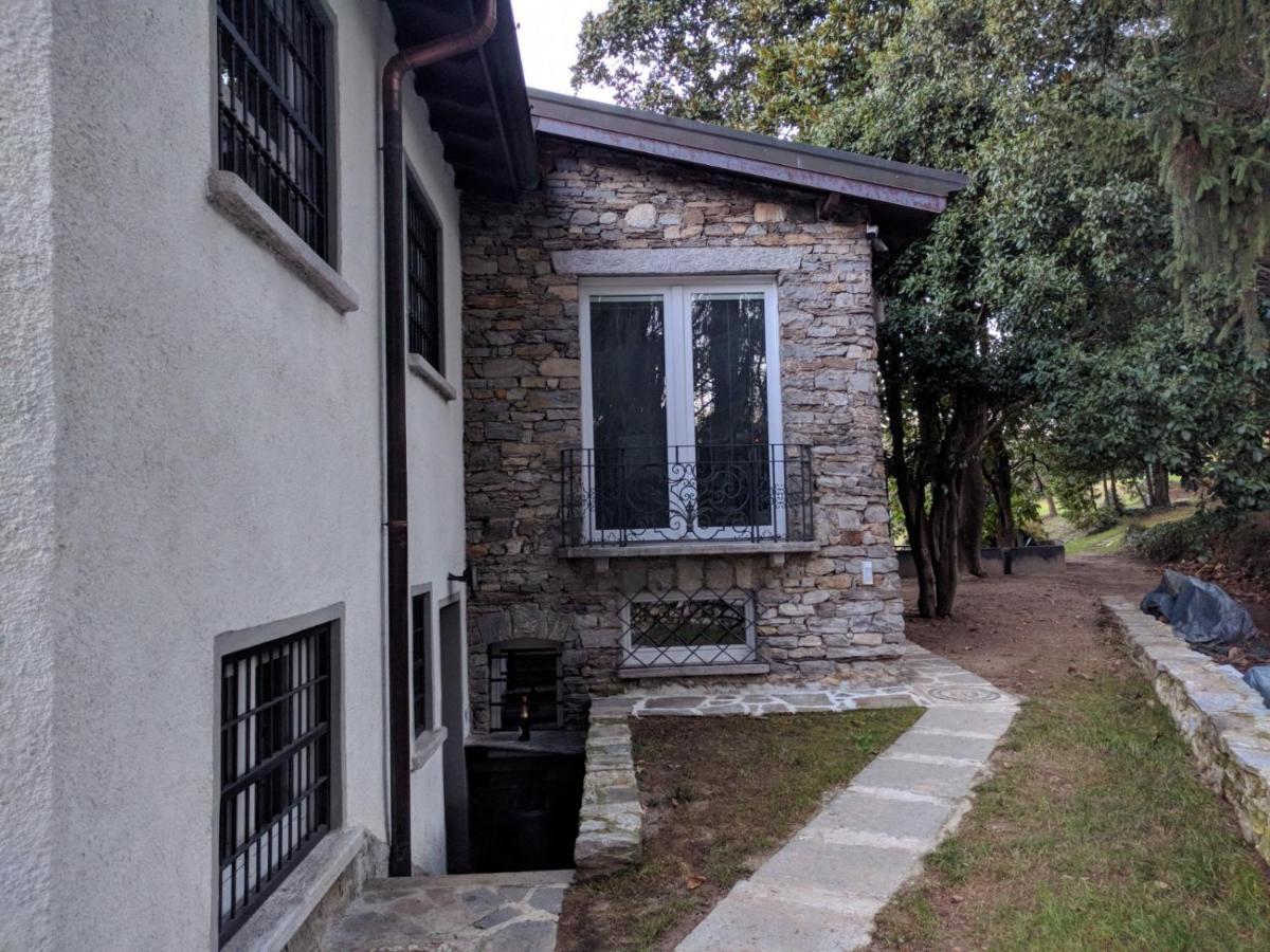 "La Selvetta" Bed And Breakfast Buguggiate 외부 사진