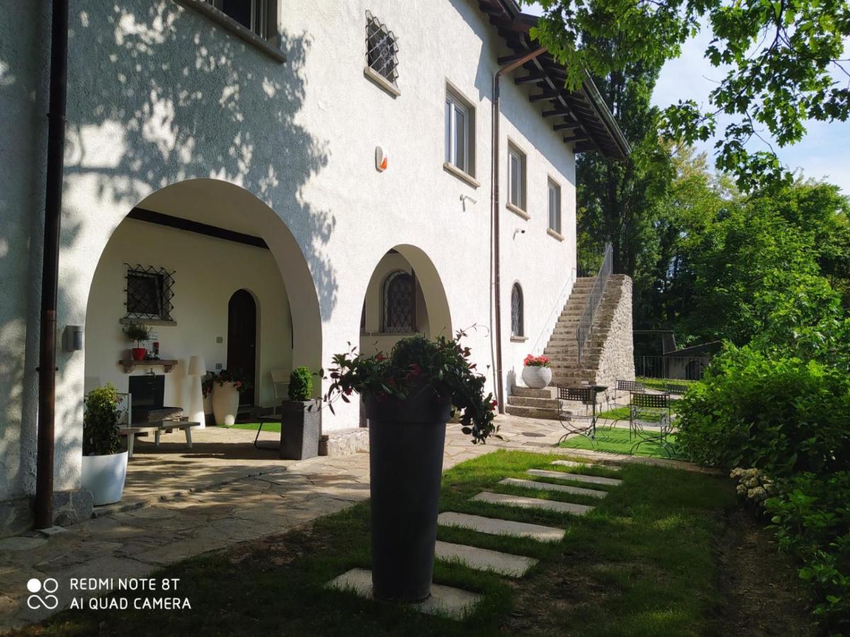"La Selvetta" Bed And Breakfast Buguggiate 외부 사진